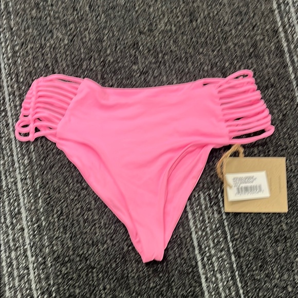 Stone Fox Swim Other - $95 NWT STONE FOX SWIM SIMONE BARBADOS Bottoms Barbie Pink. Small